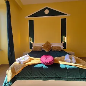  Guest house Residenze Serventi Longhi Italy